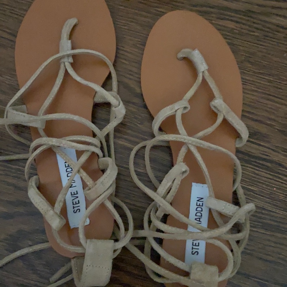 Steve Madden lace-up beige sandals
